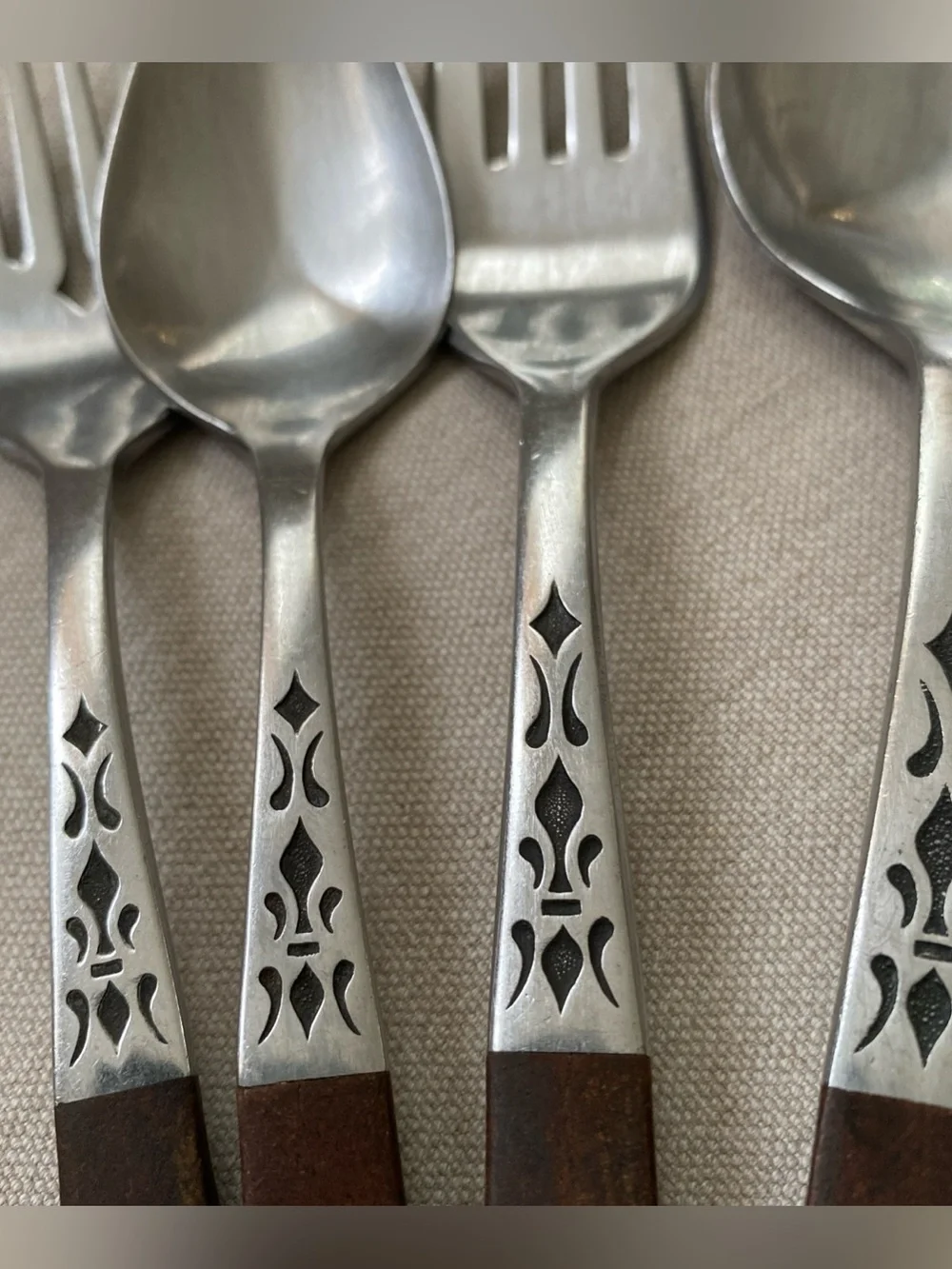 VTG MCM Grand Prix Dior Muffin Flatware 19 Pc Lot Stainless Japan Faux Wood
